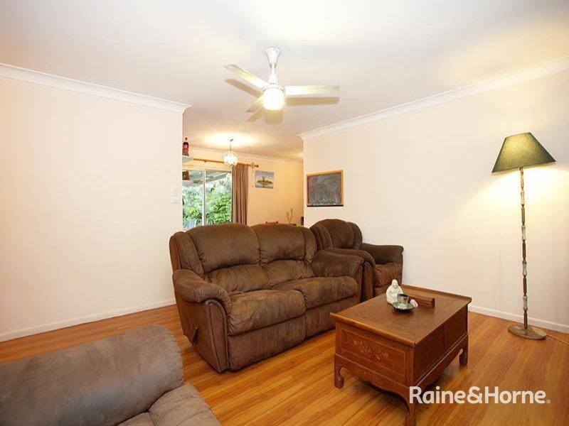 Boronia Heights QLD — photo 4 of 12