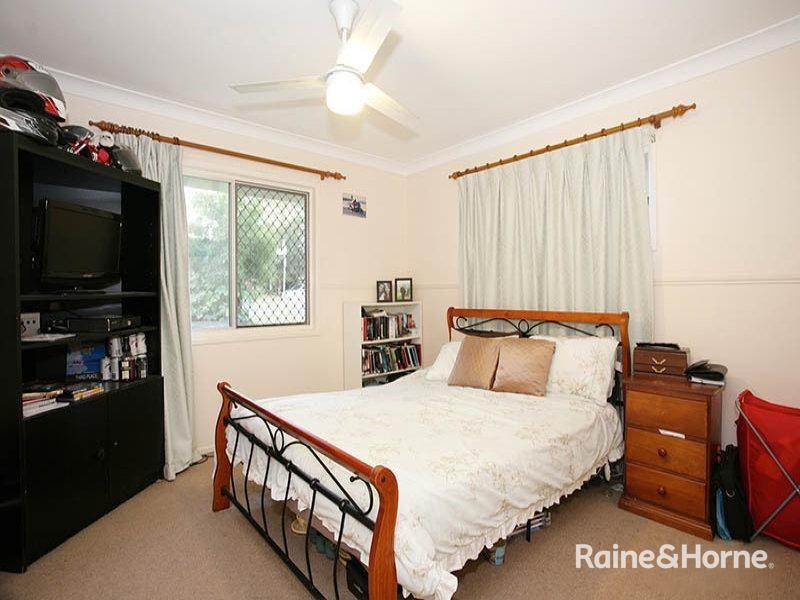 Boronia Heights QLD — photo 6 of 12