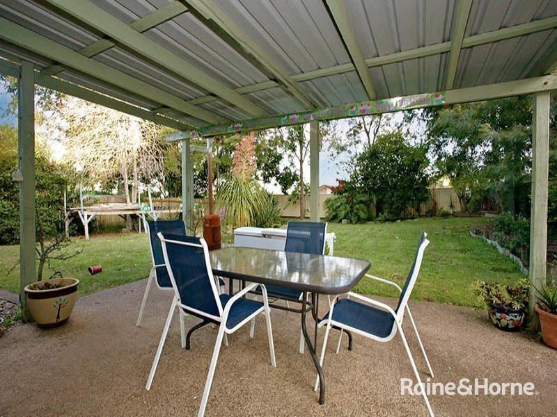 Boronia Heights QLD — photo 10 of 12