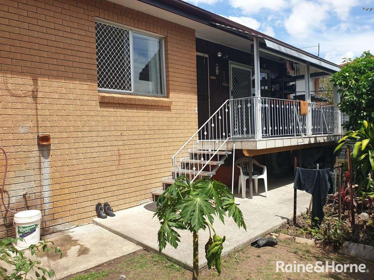 2 Dawson Street — photo from Raine & Horne Springwood