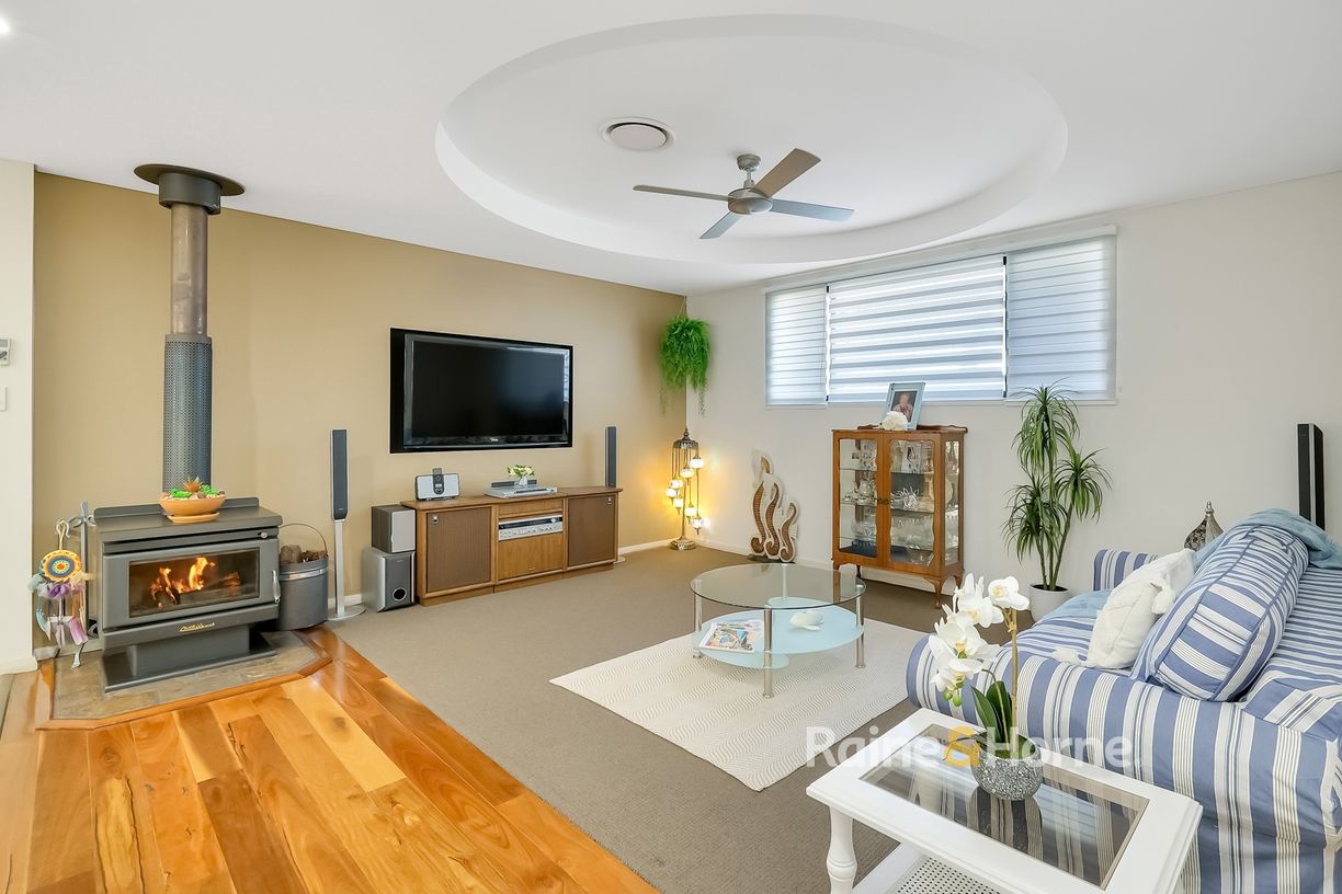 48 Ridge Street — photo 8 of 18