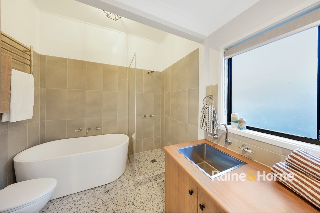 92 Moana Street — photo 9 of 14