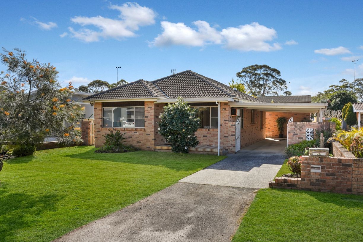 24 Boronia Avenue — photo from Raine & Horne Ettalong Beach | St Huberts Island