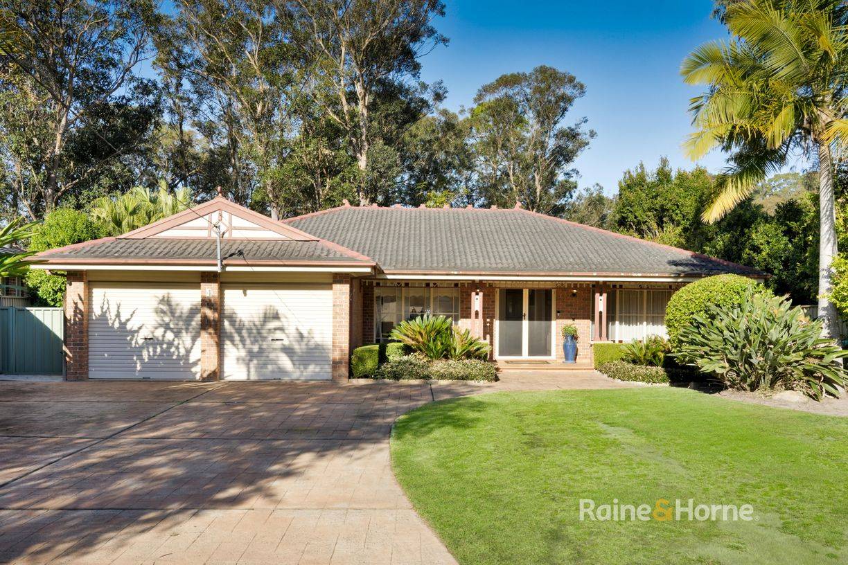 4 Janet Avenue — photo from Raine & Horne Ettalong Beach | St Huberts Island