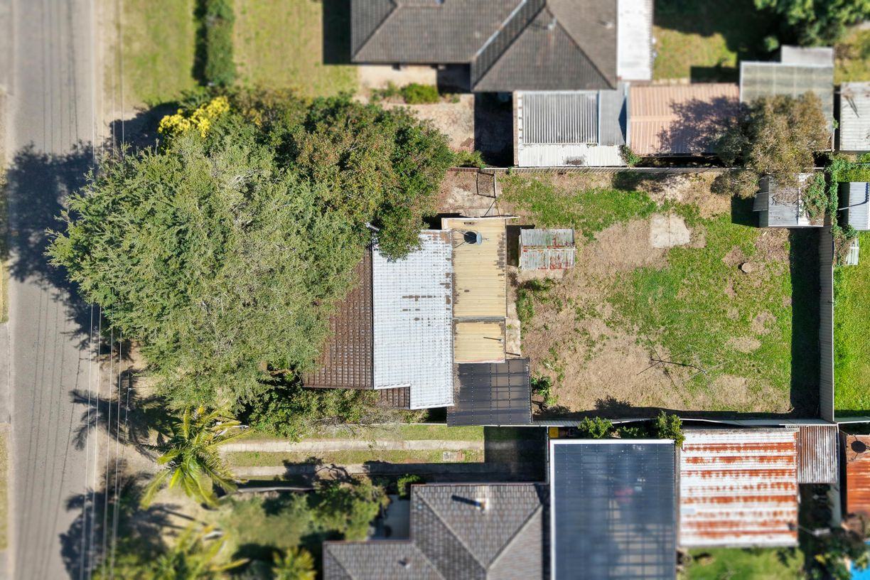 16 Boronia Avenue — photo 8 of 11