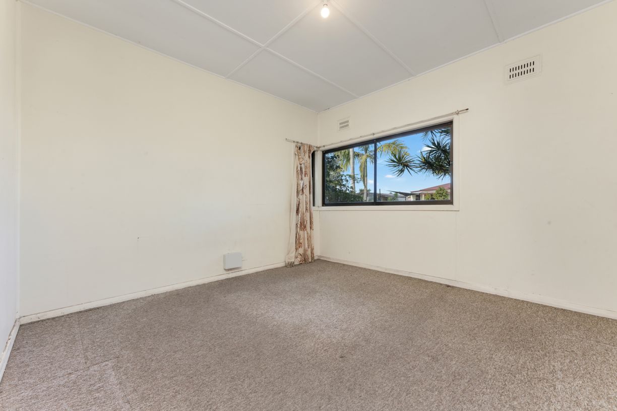 16 Boronia Avenue — photo 5 of 11
