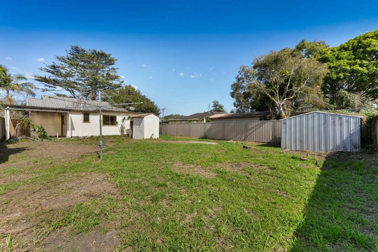 16 Boronia Avenue — photo 7 of 11