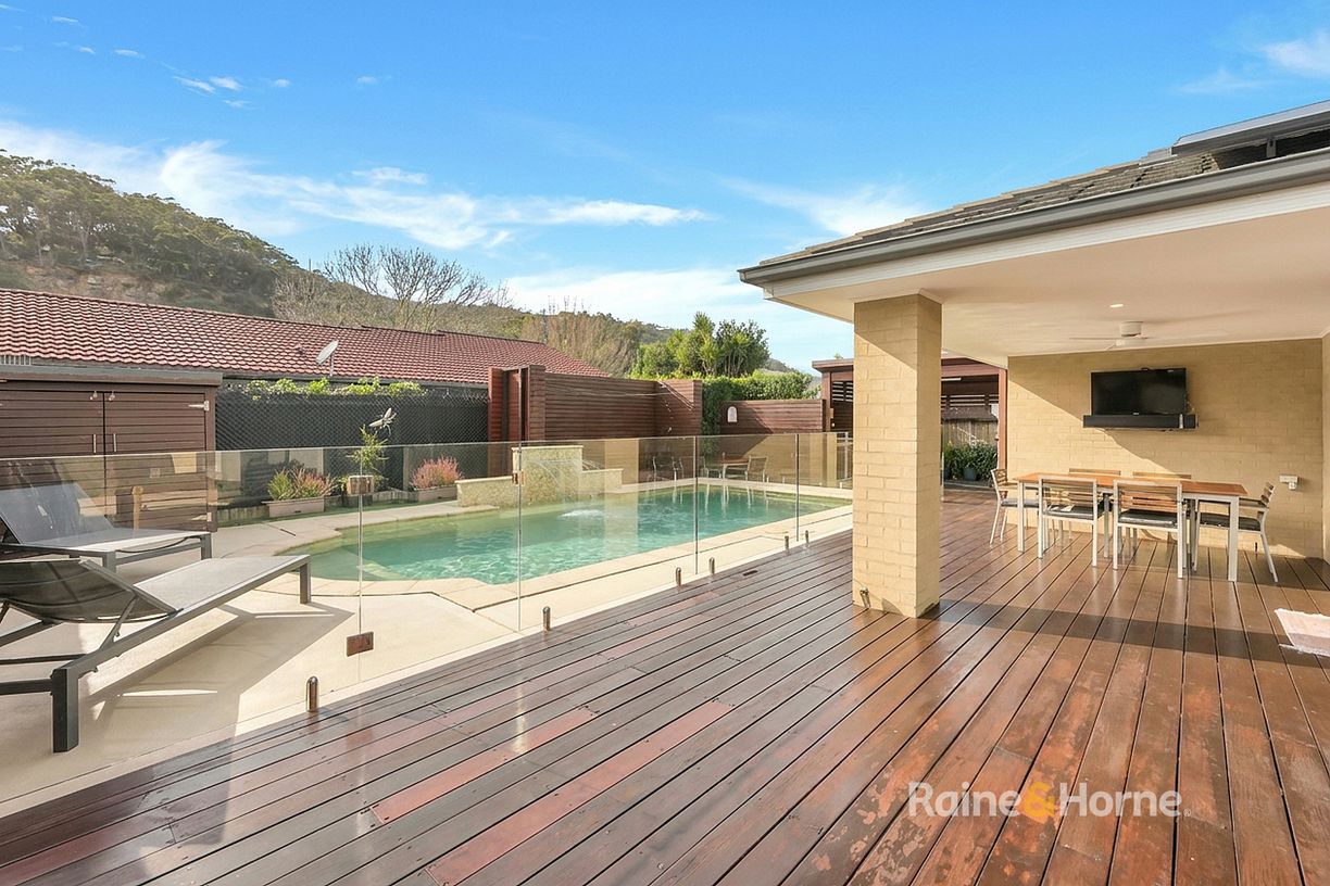 4 Springwood Street — photo 2 of 22