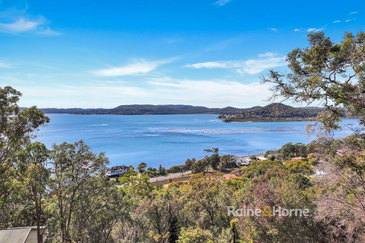 56 Glenrock Parade — photo from Raine & Horne Ettalong Beach | St Huberts Island