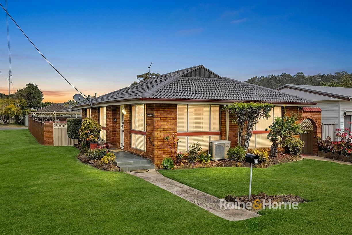 86 Birdwood Avenue — photo from Raine & Horne Ettalong Beach | St Huberts Island