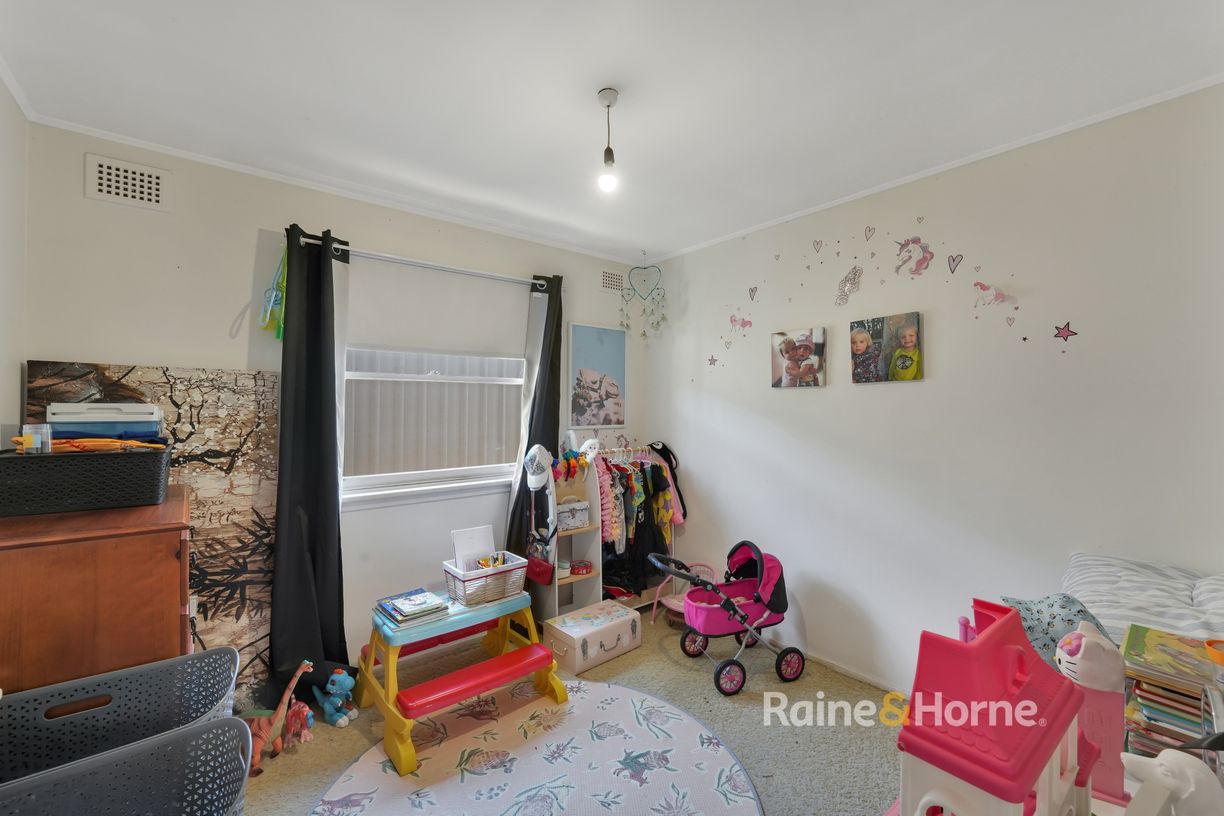15 McEvoy Ave — photo 7 of 11