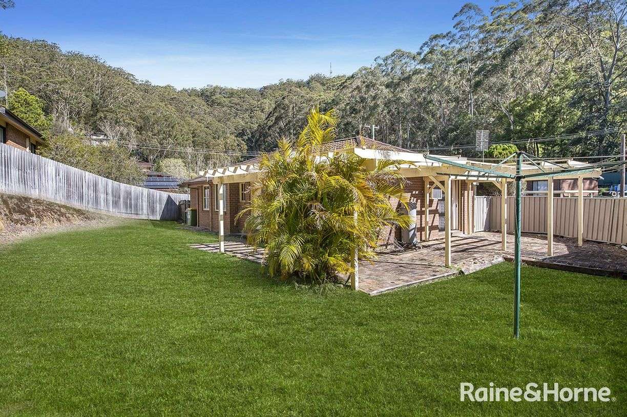 12 Callemondah Avenue — photo 10 of 13