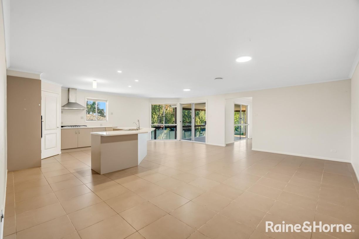 41 Rain Forest Road — photo 3 of 12