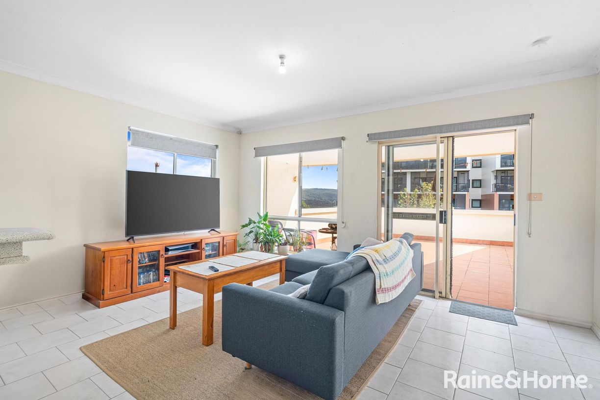 4/105 Henry Parry Drive — photo 3 of 8