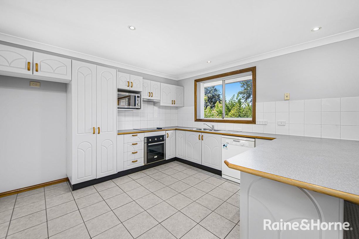 5/46 Dwyer Street — photo 3 of 13