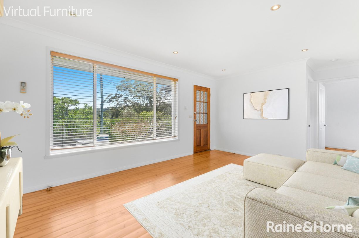 248 The Entrance Road — photo 5 of 17