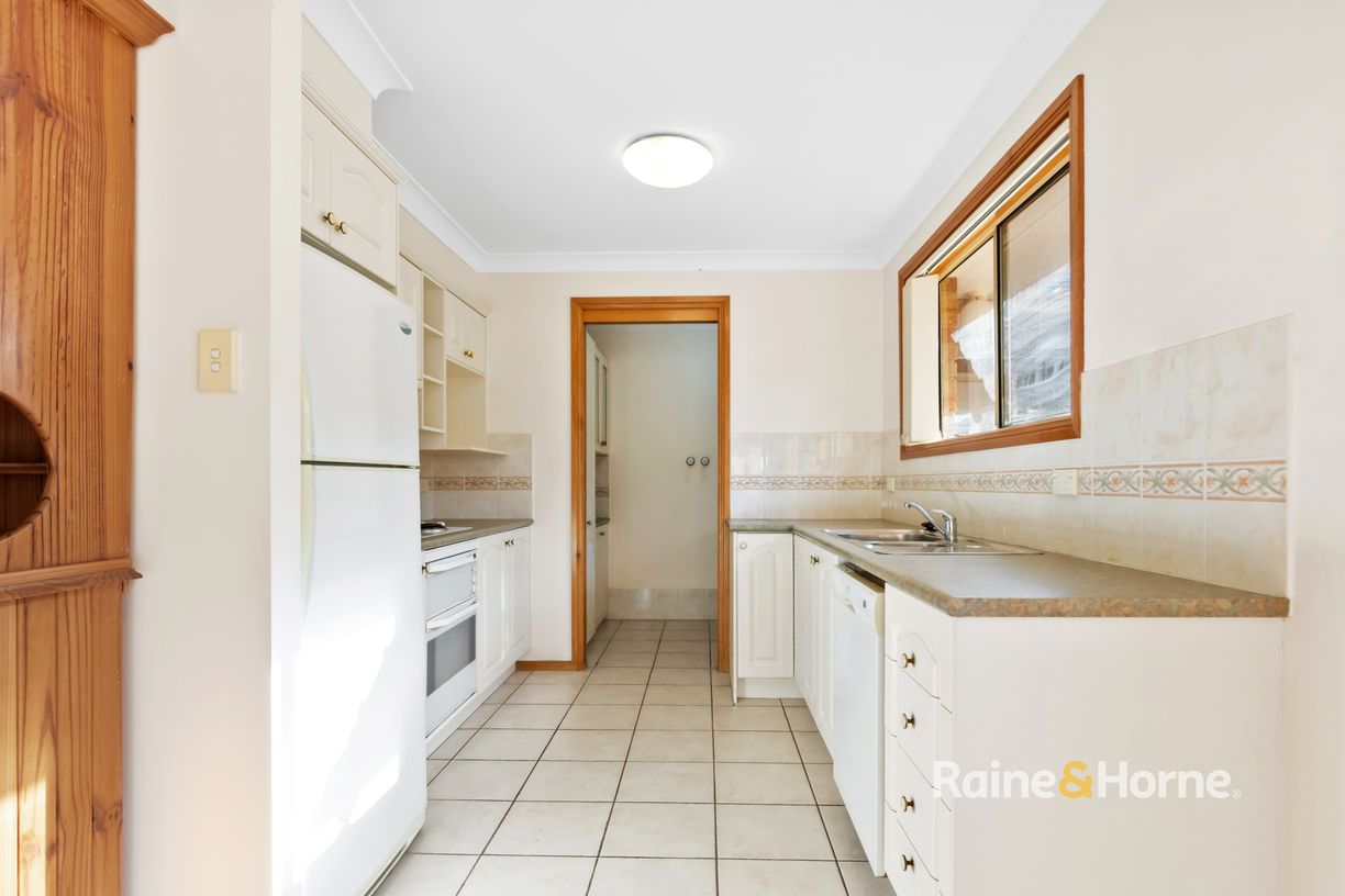 8/131 Blackwall Road — photo 4 of 12