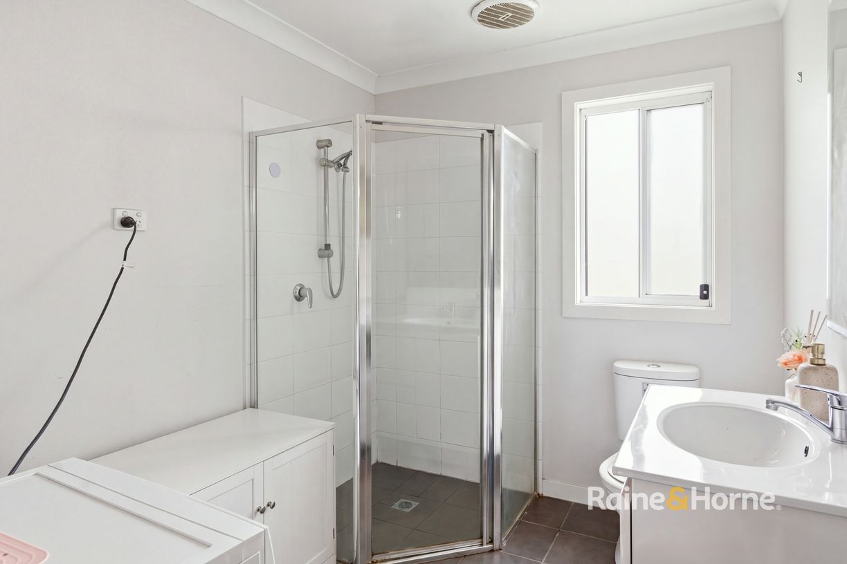 110 Trafalgar Avenue — photo 14 of 21
