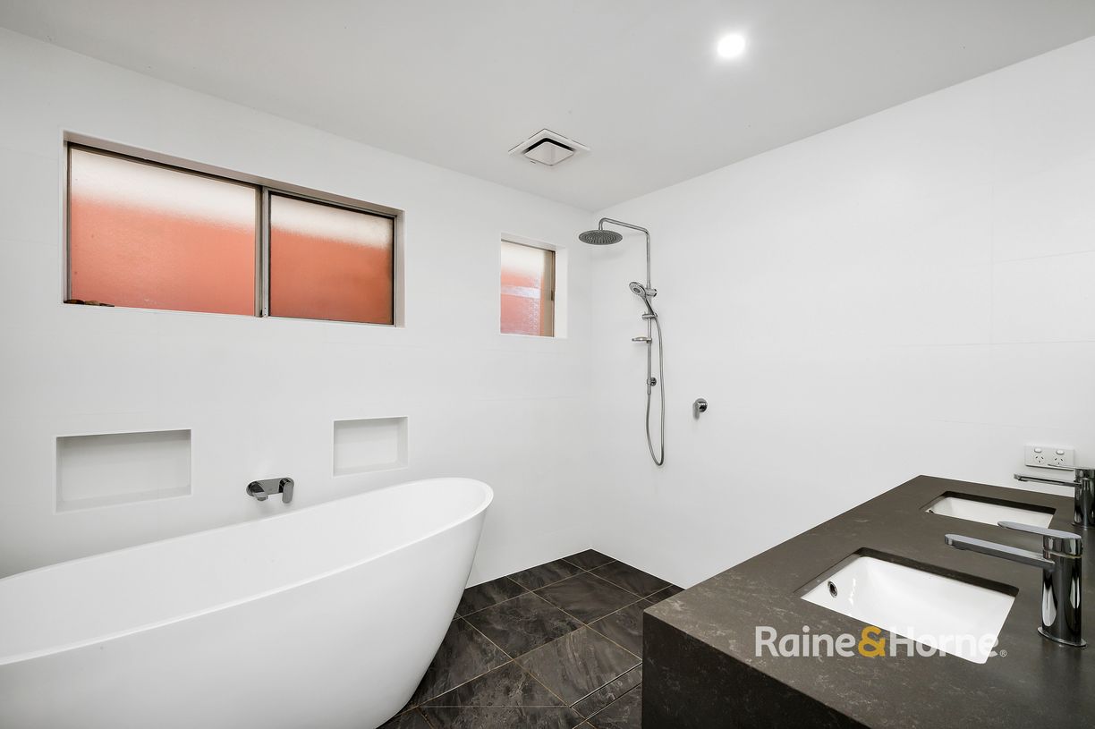 16 Farleigh Avenue — photo 7 of 16