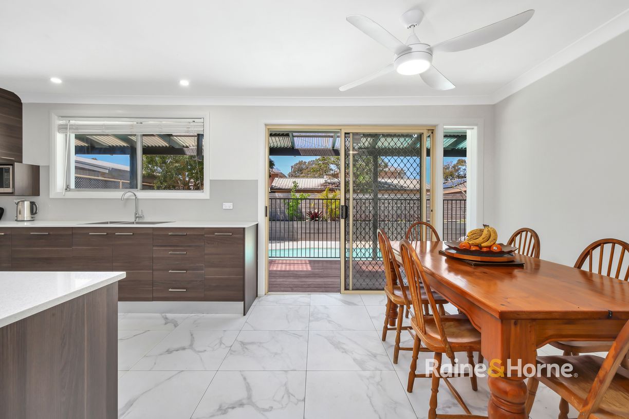 16 Farleigh Avenue — photo 4 of 16