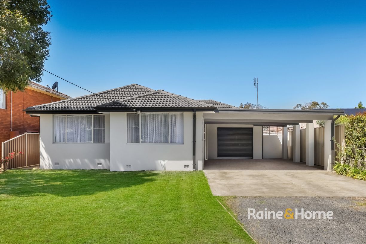 16 Farleigh Avenue — photo from Raine & Horne Umina Beach | Woy Woy