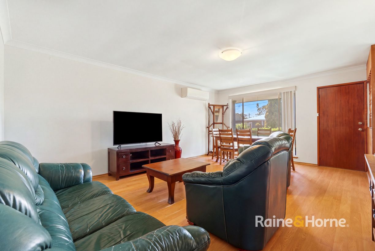 12 Ryans Road — photo 2 of 18