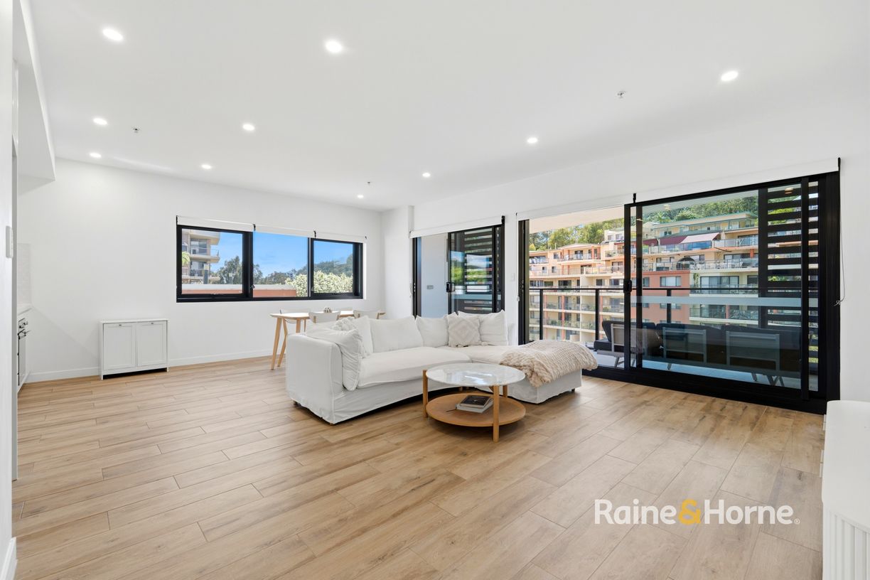 704/25 Mann Street — photo 4 of 22