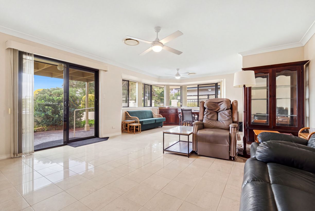 1/9 Victoria Road — photo 3 of 18