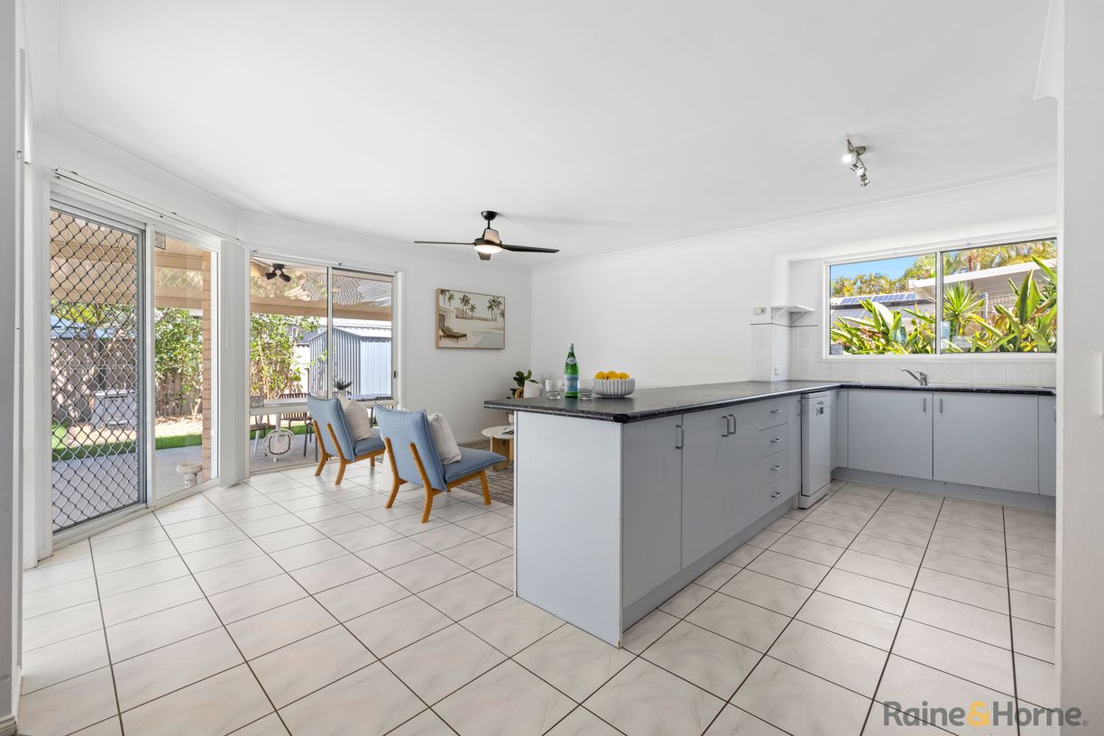 10 Miller Place — photo 8 of 28
