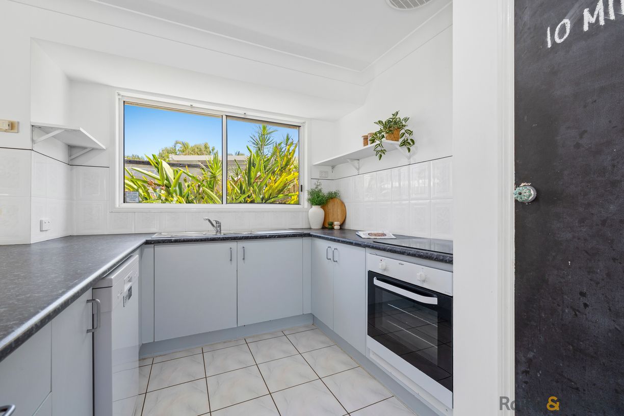 10 Miller Place — photo 10 of 28