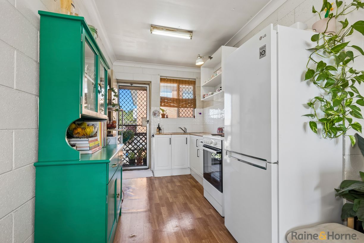 8/4-6 Boyd Street — photo 9 of 19
