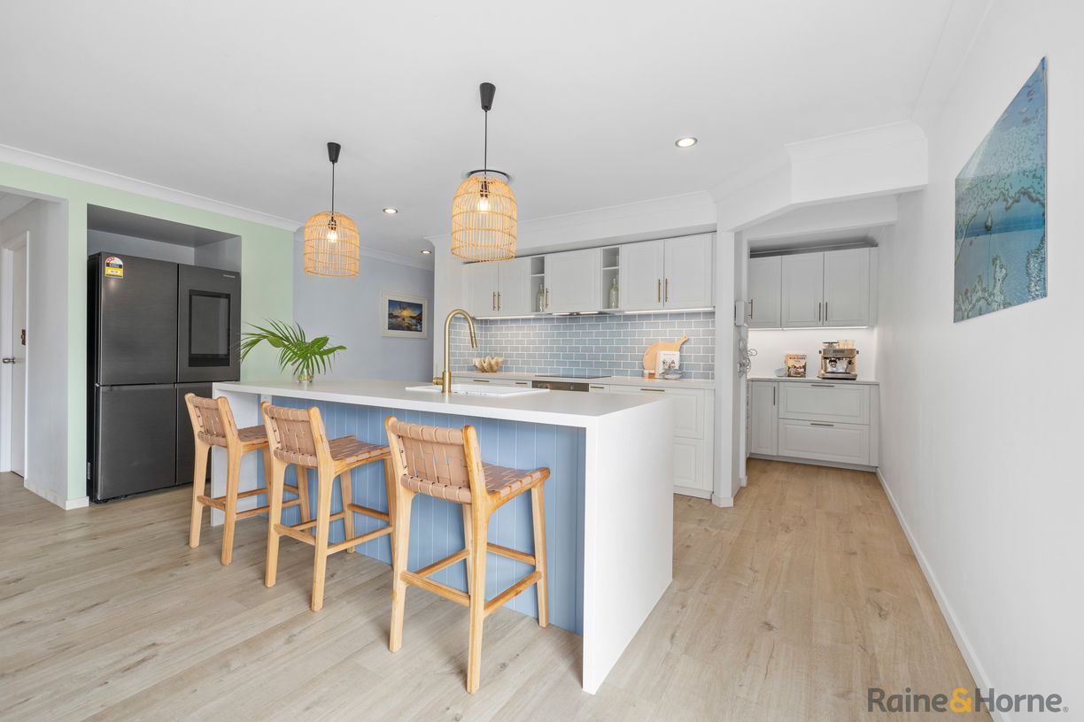 14 Narooma Street — photo 9 of 23
