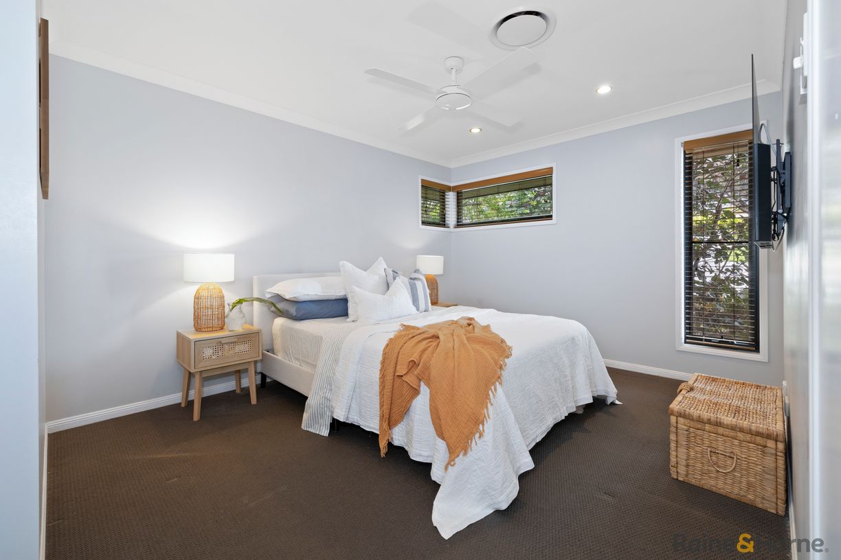 14 Narooma Street — photo 12 of 23