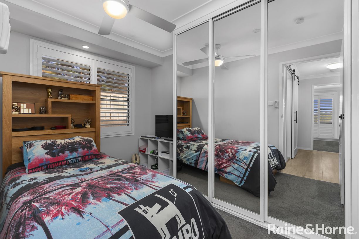 6 Virgo Street — photo 9 of 16