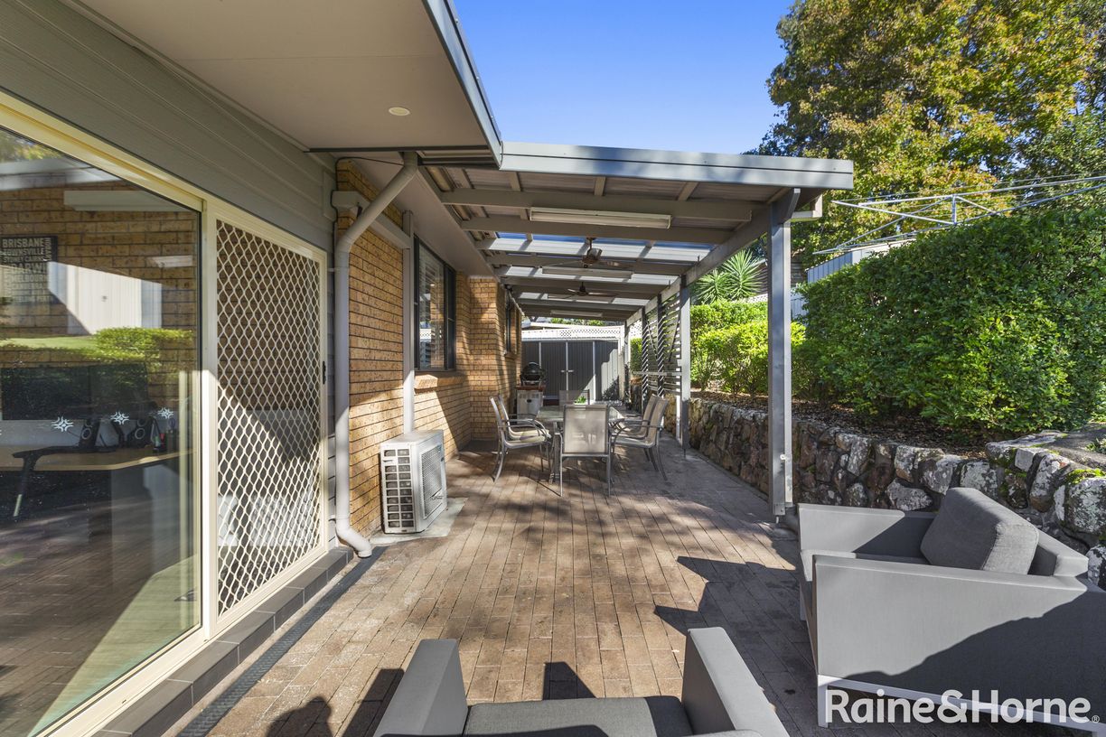 6 Virgo Street — photo 13 of 16