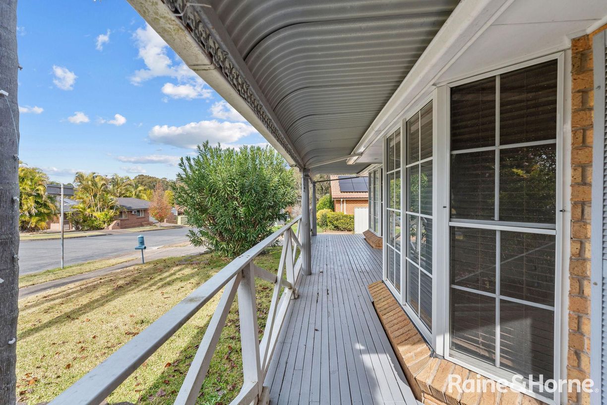 18 Benjamin Drive — photo 4 of 18