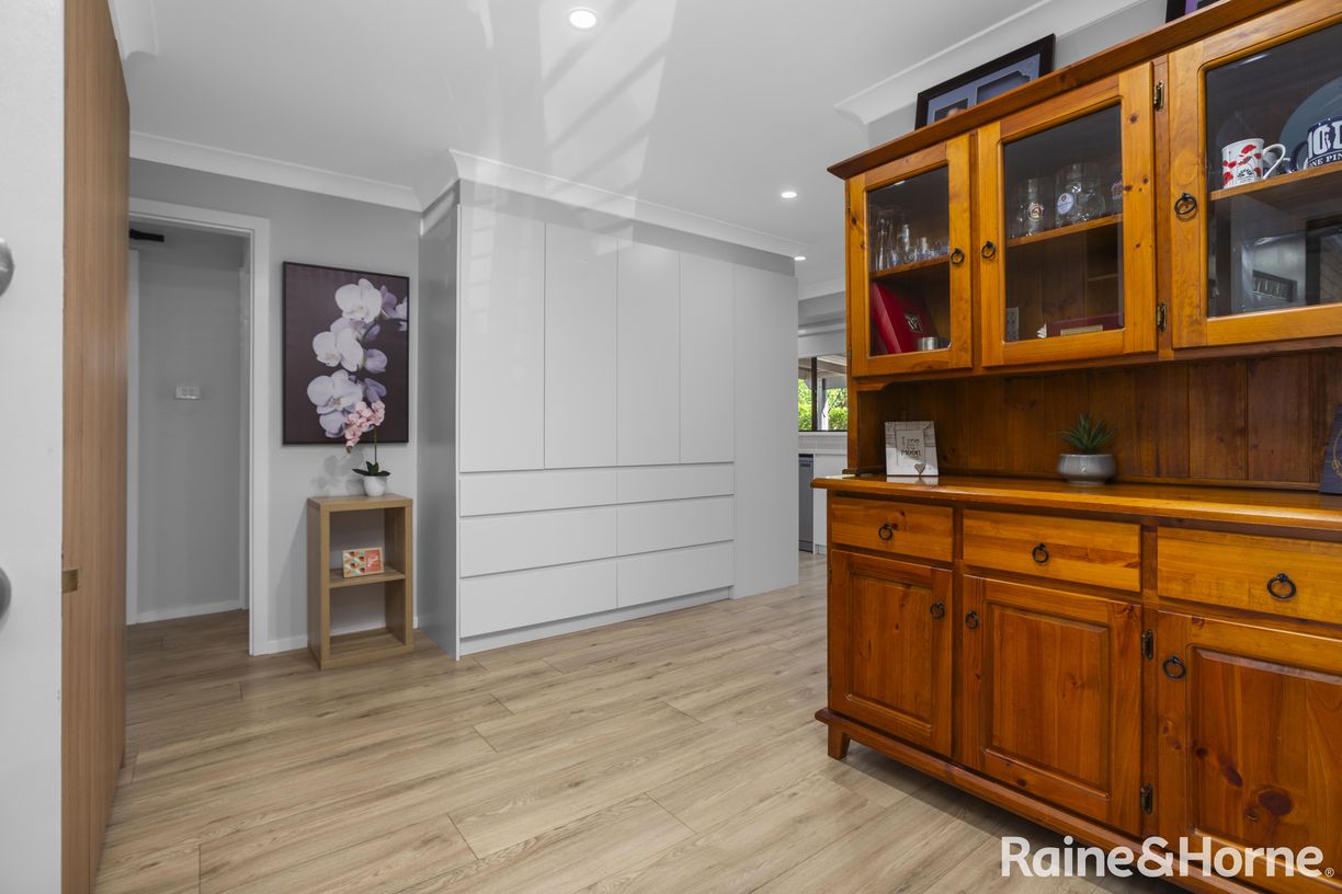 6 Virgo Street — photo 5 of 16