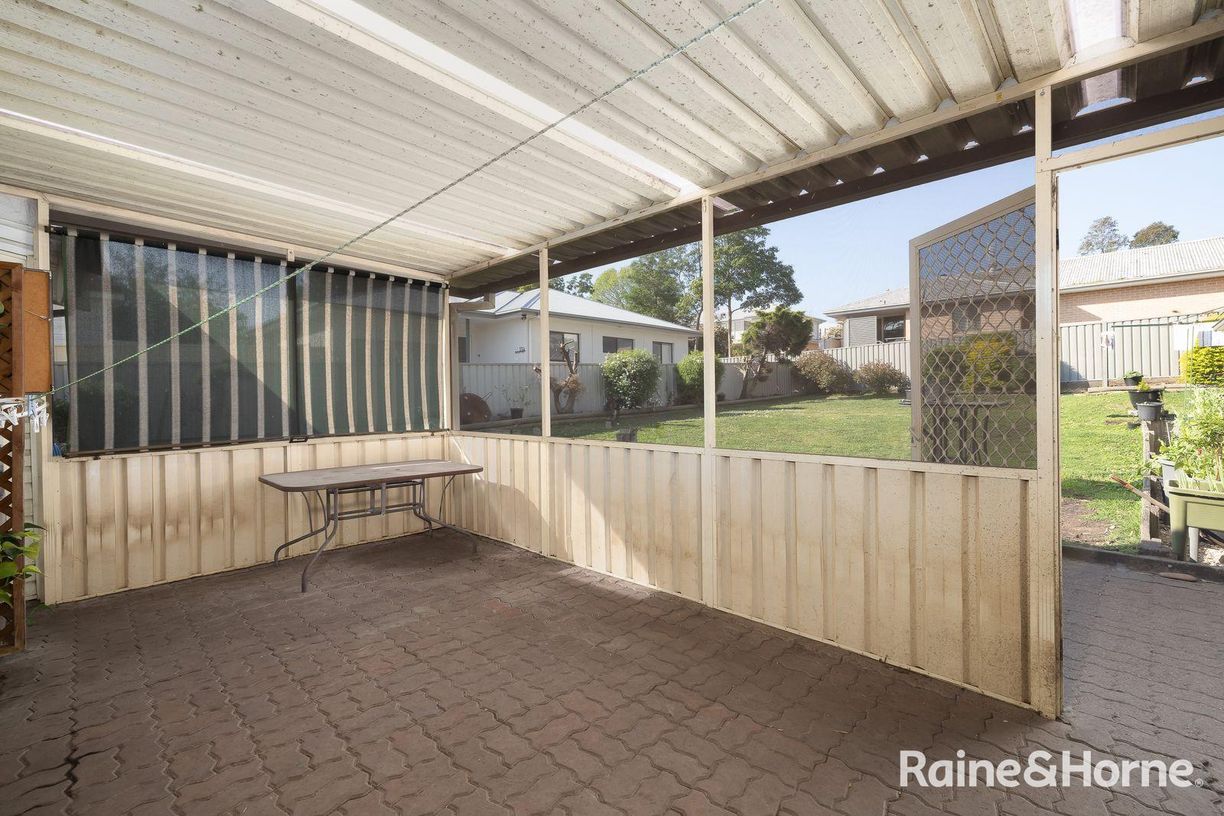 35 Dangar Street — photo 9 of 24
