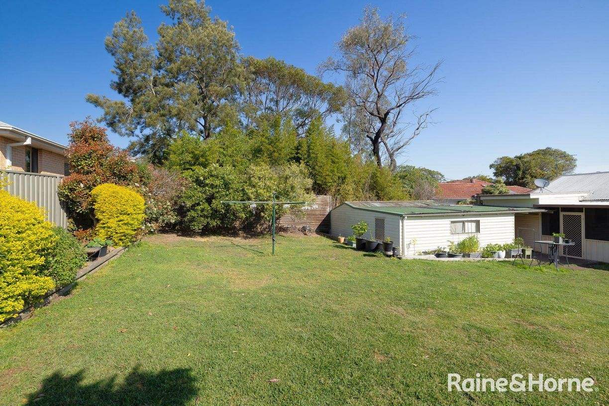 35 Dangar Street — photo 14 of 24