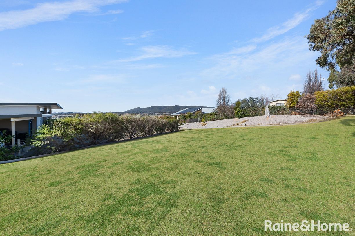 32 Robert Hoddle Grove — photo 12 of 15