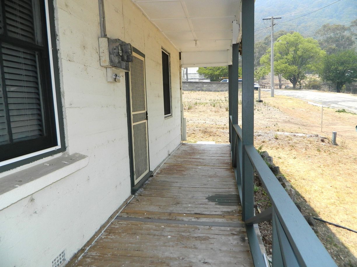 15 Station Street — photo from Raine & Horne Gulgong | Kandos