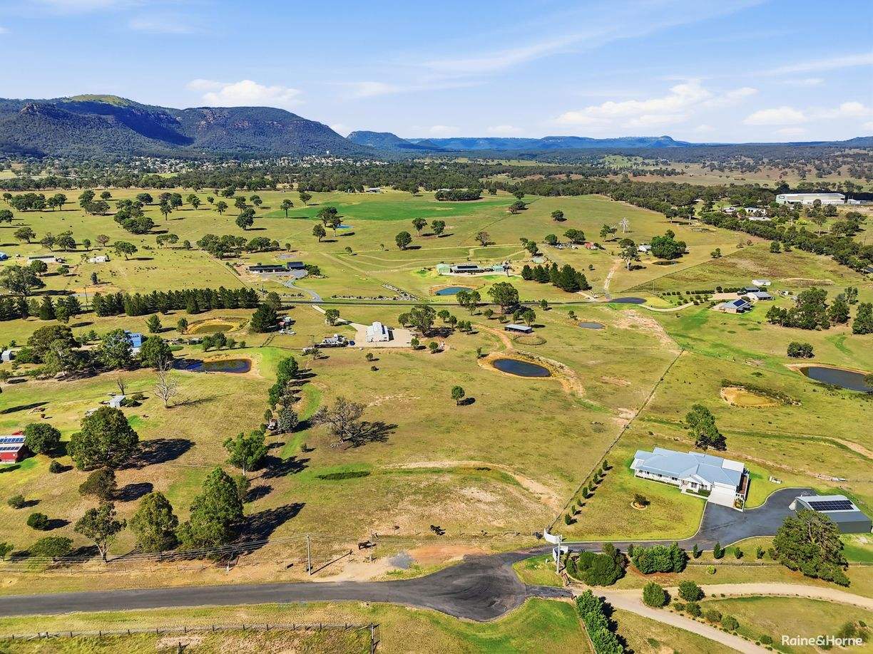 17 Banksia Way — photo from Raine & Horne Gulgong | Kandos