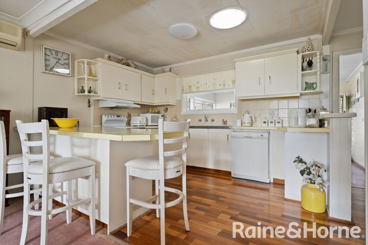 10 Cope Road — photo 4 of 30