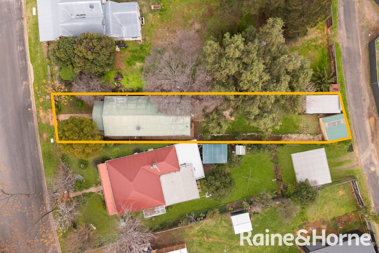 26 Herbert Street — photo 17 of 19