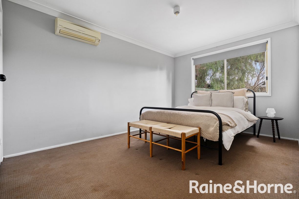 26 Herbert Street — photo 10 of 19
