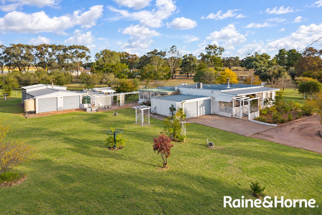 10 Cope Road — photo from Raine & Horne Gulgong | Kandos