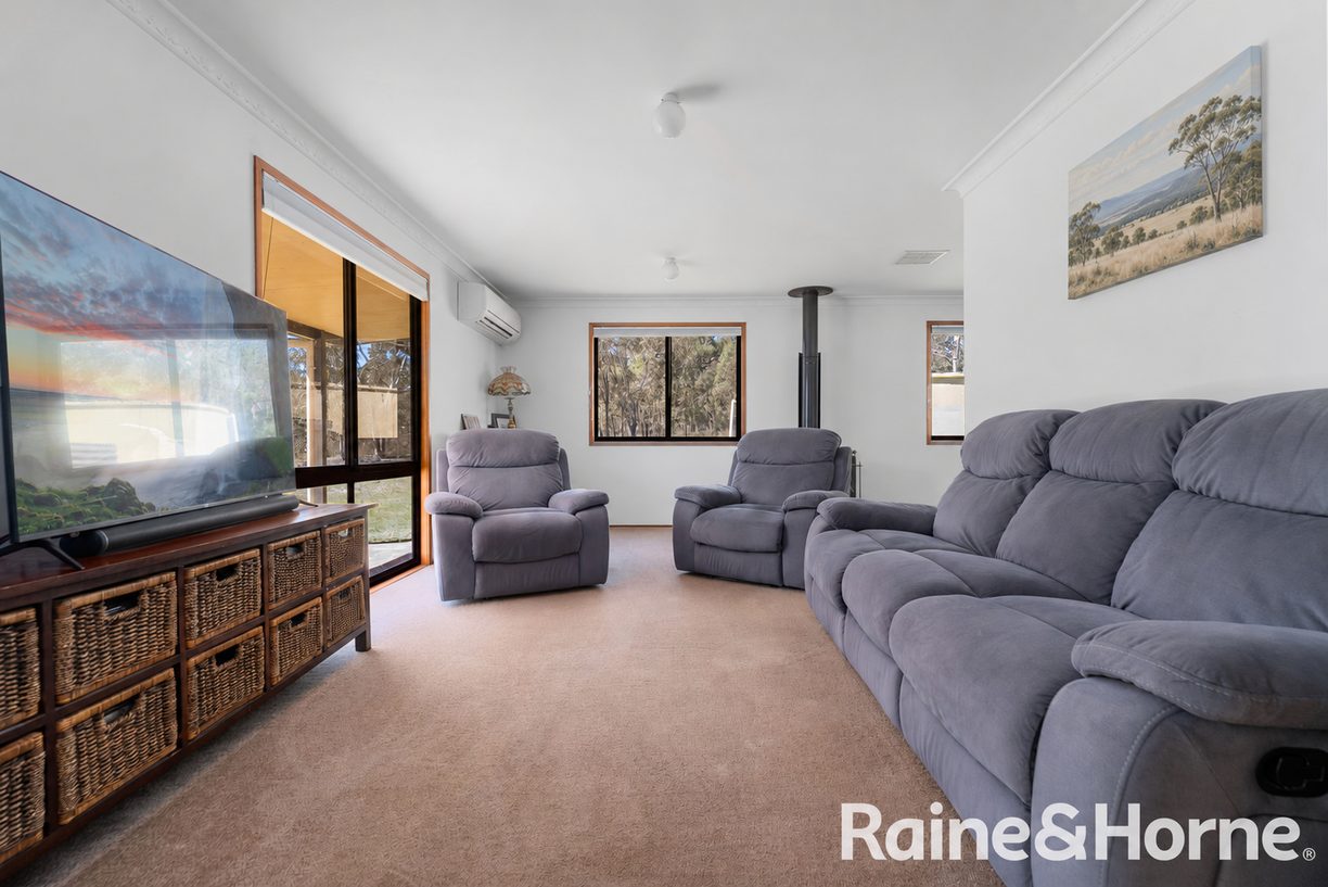 42 Maiala Lane — photo 3 of 24