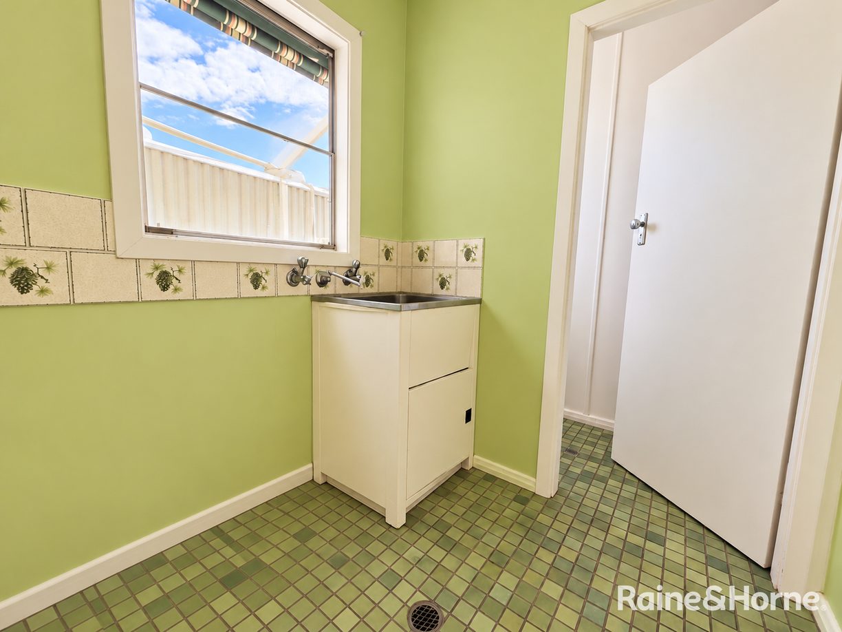 96 Belmore Street — photo 11 of 16