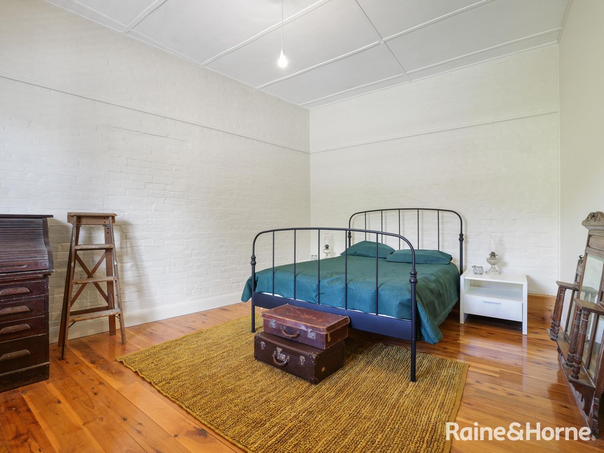 13 Denison Street — photo 9 of 16