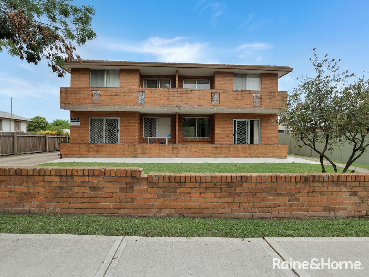 2/67 Piper Street — photo from Raine & Horne